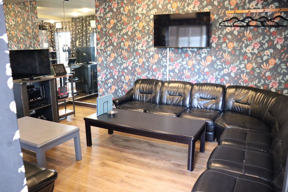 RoomA（最大12名）画像